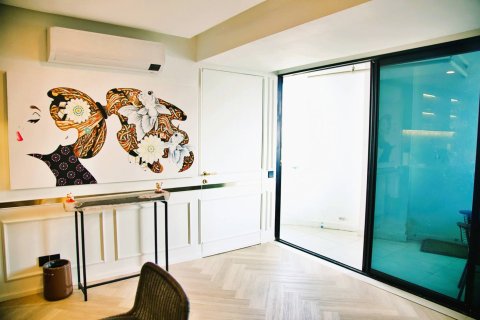 Condo in Bangkok, Thailand, 4 bedrooms  № 180509 - photo 22