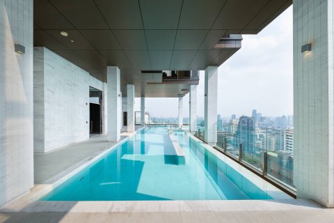 Penthouse in Bangkok, Thailand 3 bedrooms № 180507 - photo 24