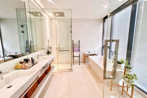 Penthouse in Bangkok, Thailand 3 bedrooms № 180507 - photo 11