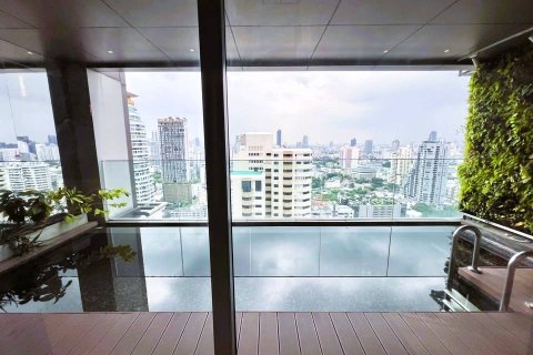 Penthouse in Bangkok, Thailand 3 bedrooms № 180507 - photo 2