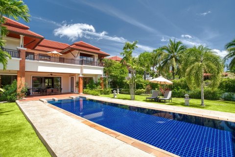 Вилла в Пхукете, Таиланд с 4 спальнями  № 159108
