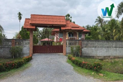 Дом в Пхаттхалунге, Таиланд с 4 спальнями  № 159075