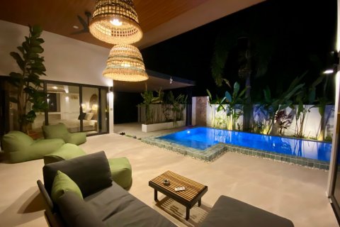 House in Ko Samui, Thailand 4 bedrooms № 168840 - photo 1