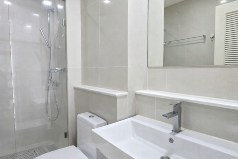 Studio dans le Condo à Watthana, Bangkok, Thaïlande  № 168844 - photo 7