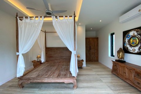 Villa in Hua Hin, Thailand 4 bedrooms № 168308 - photo 21
