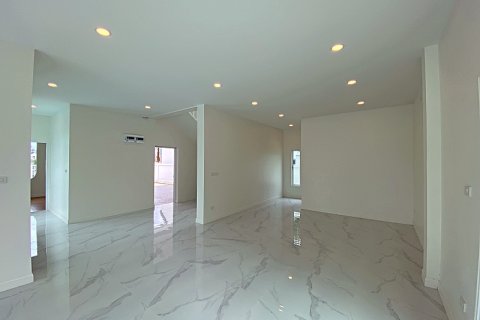 Villa à Hua Hin, Thaïlande 3 chambres № 168309 - photo 9