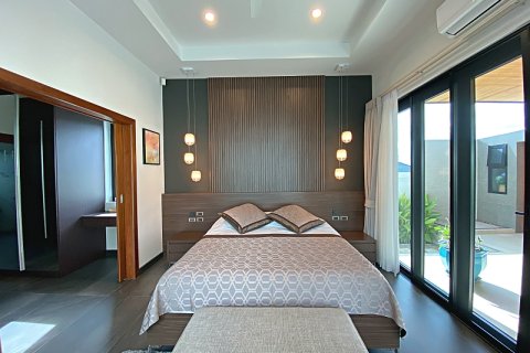 Villa in Hua Hin, Thailand 3 bedrooms № 168310 - photo 19