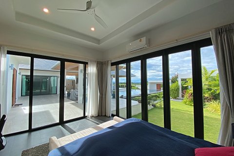 Villa in Hua Hin, Thailand 3 bedrooms № 168310 - photo 28