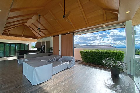 Villa in Hua Hin, Thailand 3 bedrooms № 168310 - photo 6