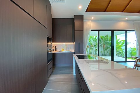 Villa in Hua Hin, Thailand 3 bedrooms № 168310 - photo 17