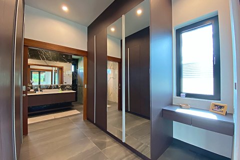 Villa in Hua Hin, Thailand 3 bedrooms № 168310 - photo 21