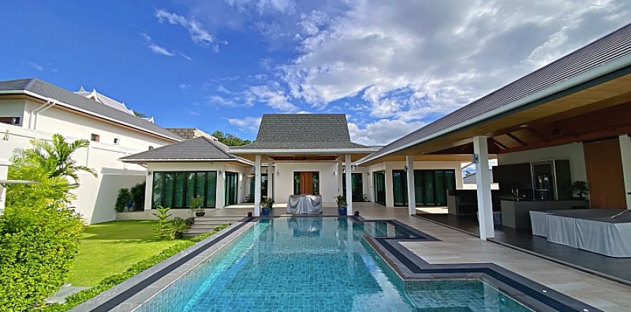 Villa in Hua Hin, Thailand 3 bedrooms № 168310