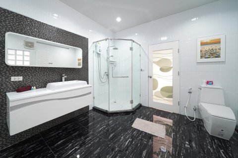 Villa à Pattaya, Thaïlande 7 chambres № 171198 - photo 16