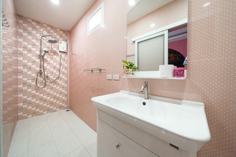 Villa à Pattaya, Thaïlande 7 chambres № 171198 - photo 12