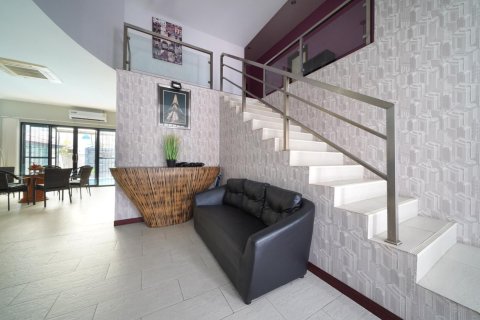 Villa à Pattaya, Thaïlande 7 chambres № 171198 - photo 8