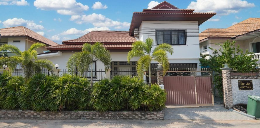 Villa à Pattaya, Thaïlande 7 chambres № 171198