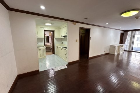 Studio in the Condo in Watthana, Bangkok, Thailand  № 159294 - photo 12