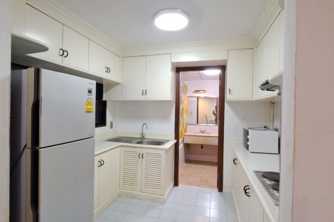 Studio in the Condo in Watthana, Bangkok, Thailand  № 159294 - photo 6