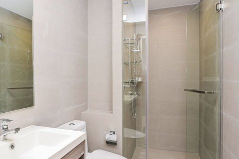 Studio dans le Condo à Phra Khanong, Bangkok, Thaïlande  № 167638 - photo 10