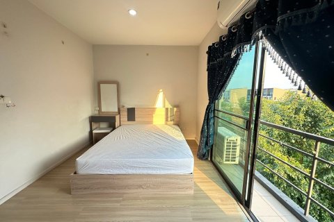 Townhouse in Prawet, Bangkok, Thailand 4 bedrooms № 167637 - photo 11
