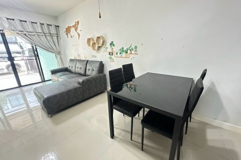 Townhouse in Prawet, Bangkok, Thailand 4 bedrooms № 167637 - photo 17