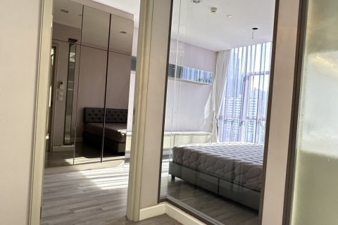 Студия в кондо в Банг Раке, Бангкок, Таиланд № 167633 - фото 11