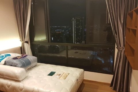 Кондоминиум с 2 спальнями в Банг Сью, Бангкок, Таиланд № 153255 - фото 4