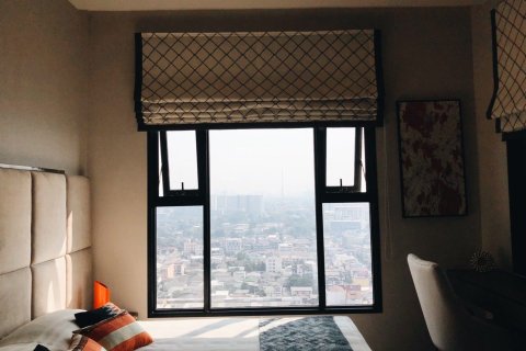 Кондоминиум с 2 спальнями в Банг Сью, Бангкок, Таиланд № 153256 - фото 3