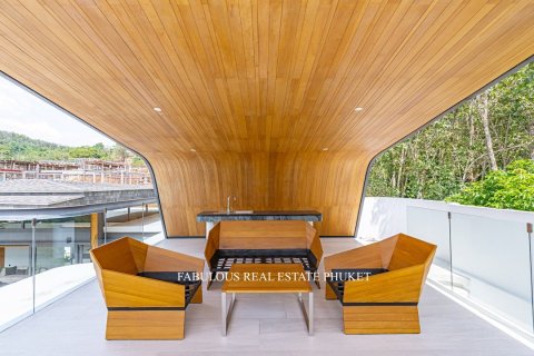 Villa in Bang Tao, Thailand 5 bedrooms № 179592 - photo 7