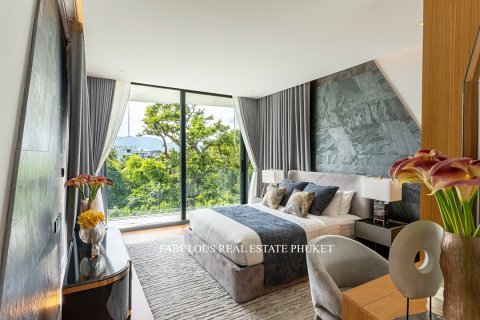 Villa in Bang Tao, Thailand 4 bedrooms № 179594