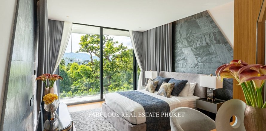 Villa in Bang Tao, Thailand 4 bedrooms № 179594