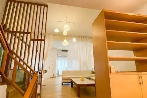 Reihenhaus in Watthana, Bangkok, Thailand 4 Schlafzimmer № 215429 - Foto 2