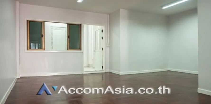 Haus in Watthana, Bangkok, Thailand 3 Schlafzimmer № 215432