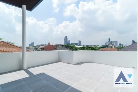 Haus in Phra Khanong, Bangkok, Thailand 3 Schlafzimmer № 215433 - Foto 11