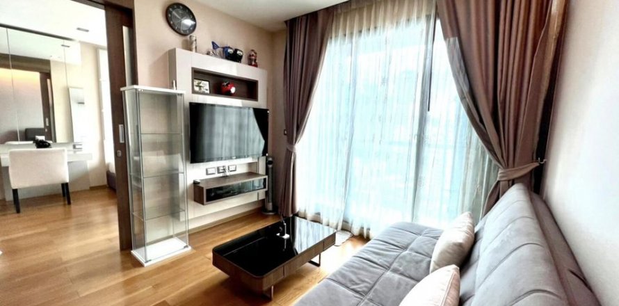 Condo in Sathon, Bangkok, Thailand, 1 bedroom  № 143331