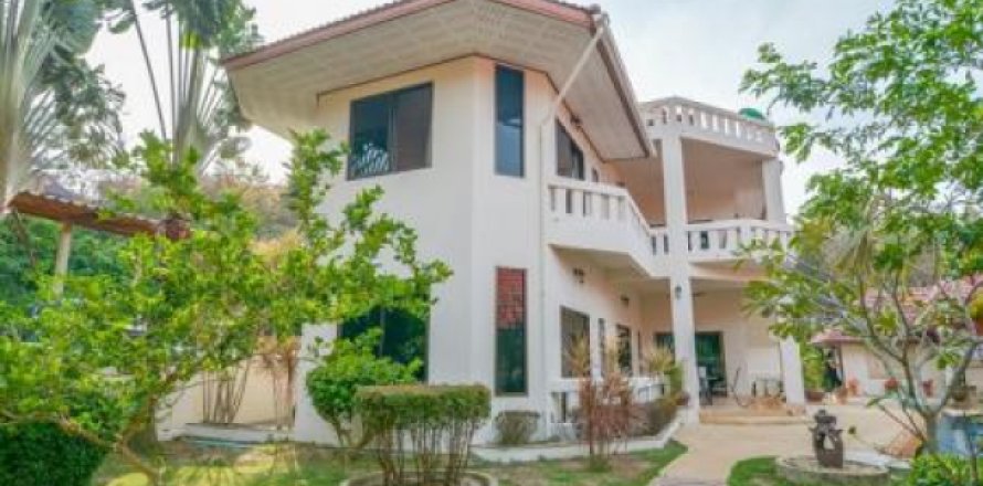 Villa in Ko Lanta Yai, Thailand 6 bedrooms № 192762