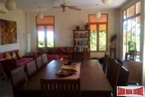 Villa in Ko Lanta Yai, Thailand 5 bedrooms № 192761 - photo 4