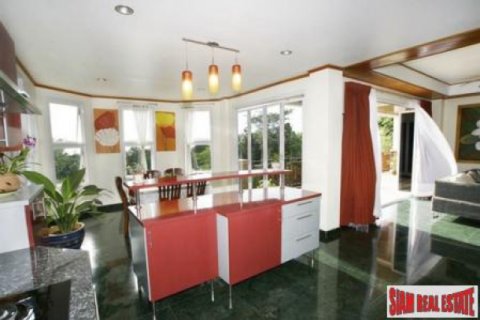 Apartment in Ko Lanta Yai, Thailand 3 bedrooms № 192764 - photo 4