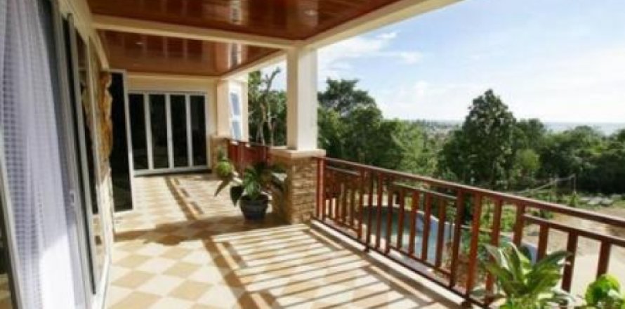 Apartment in Ko Lanta Yai, Thailand 3 bedrooms № 192764