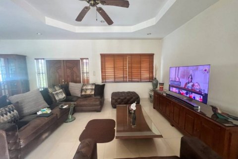 Villa à Hua Hin, Thaïlande 4 chambres № 116903 - photo 3