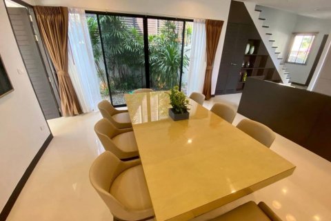 Villa in Rawai, Thailand 3 bedrooms № 116907 - photo 8