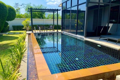 Villa in Rawai, Thailand 3 bedrooms № 116907 - photo 3