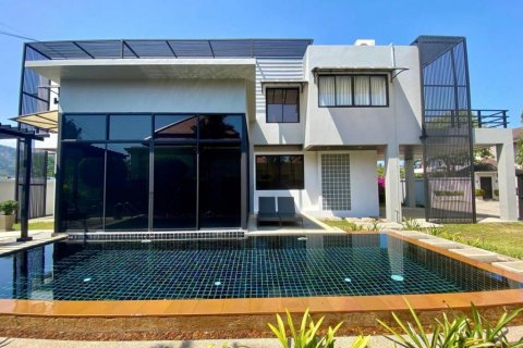 Villa in Rawai, Thailand 3 bedrooms № 116907 - photo 2