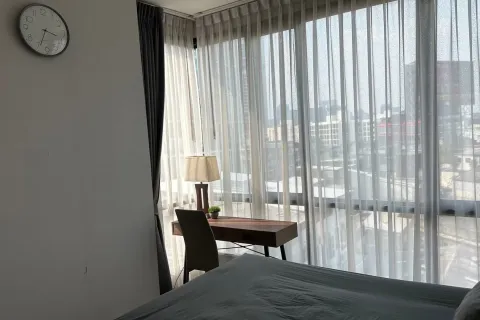 Кондоминиум с 2 спальнями в Чатучаке, Бангкок, Таиланд № 147295 - фото 7