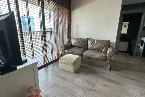 Кондоминиум с 2 спальнями в Чатучаке, Бангкок, Таиланд № 147295 - фото 12