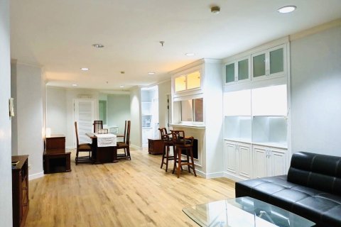 Condo in Watthana, Bangkok, Thailand, 3 bedrooms  № 153617 - photo 11