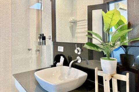 Villa in Phuket, Thailand 3 bedrooms № 167995 - photo 18