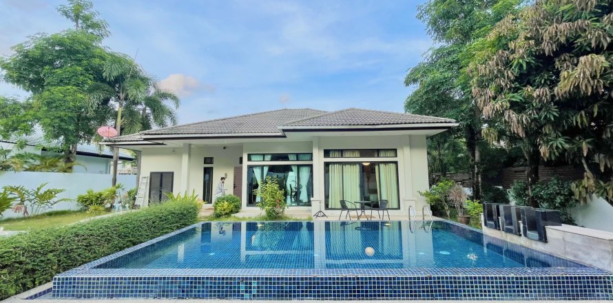 Villa in Phuket, Thailand 3 bedrooms № 167995