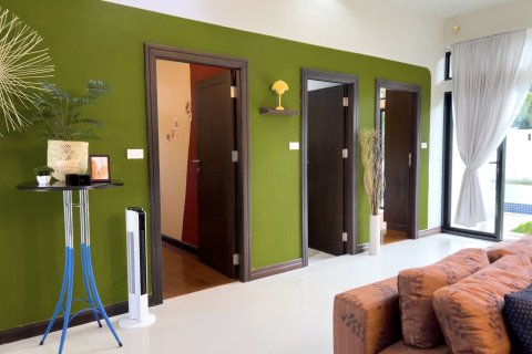 Villa in Phuket, Thailand 3 bedrooms № 167995 - photo 27