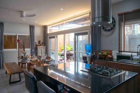 House in Phuket, Thailand 2 bedrooms № 167992 - photo 23